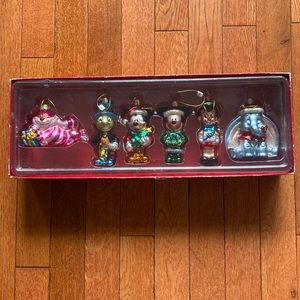 Disney Store Exclusive  Mickey & Friends Ornament Set